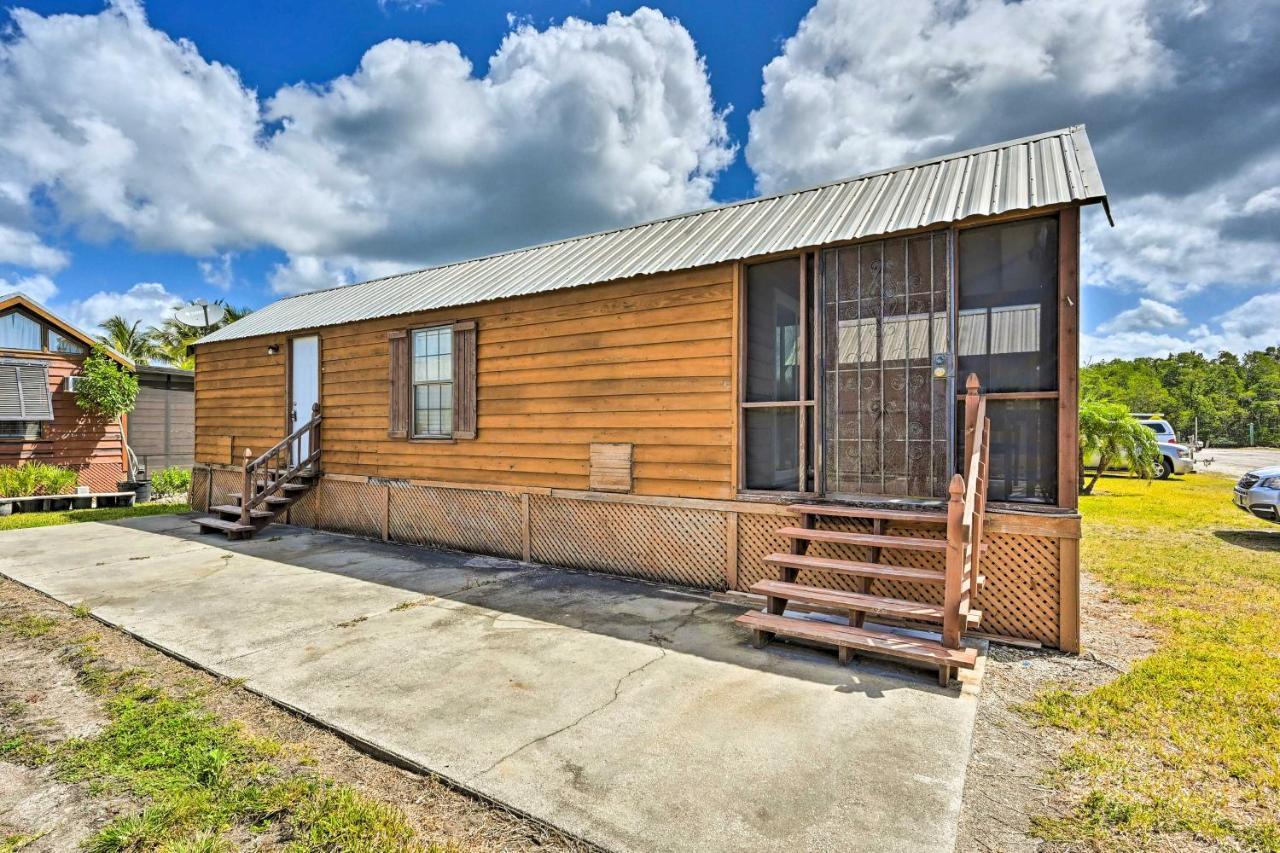 Everglades City Trailer Cabin With Boat Slip! Exterior photo